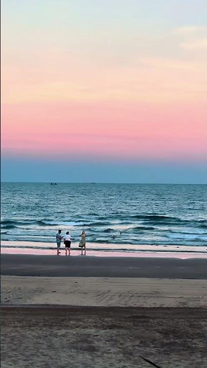 Pandanus Resort, Mui Ne, Phan Thiet - Sunset by the beach