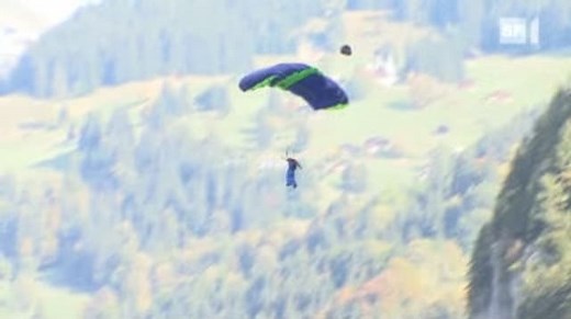 Die Basejumper von Lauterbrunnen - Sportler, Spinner, Süchtige
