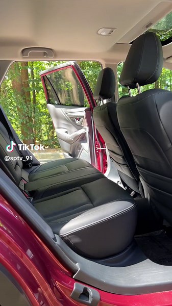 2023 Subaru Outback Limited Roomy Back Seats