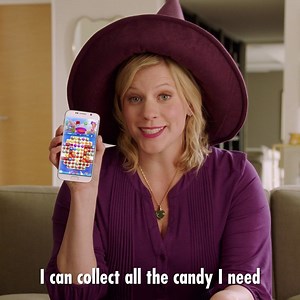 Keeping the magic alive for all you candy witches out there! 😉🔮 Get crafty today! Play Now - http://bit.ly/CCplay | Crafty Candy