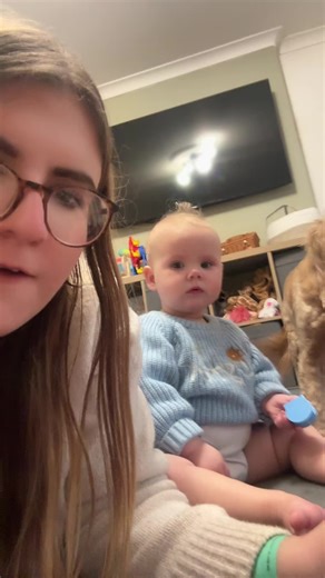 Essential 100 First Words for Babies