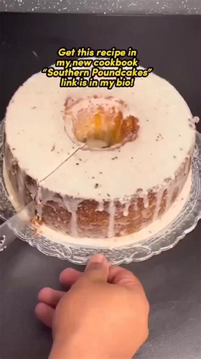 The one and only Louisiana Crunch Cake 🤎✨ A true Southern bakery classic with a golden buttery crumb, a sweet coconut-sugar crunch on the outside, and melt-in-your-mouth texture inside. If you’ve been searching for the best Southern pound cake recipe, this is it. Perfect for Sunday dinner, holidays, or anytime you want to taste a piece of the South on your plate. Save this recipe for later because once you try it, you’ll never forget it! 🍰 #LouisianaCrunchCake #PoundCakeRecipe #SouthernBaking