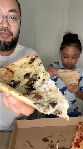 WHOLE FOODS Pizza: Is it actually worth the HYPED price?! 🍕💸 HIT OR MISS? #WholeFoods #Pizza