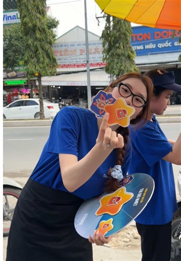 Sticker Mèo Dzáng và Trà Sữa Santhai Sắp Ra Mắt!