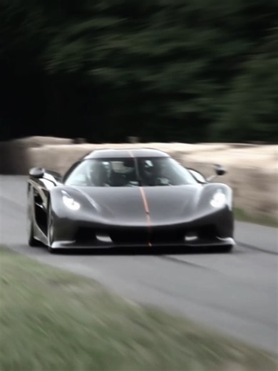 Bugatti Chiron Super Sport vs Koenigsegg Jesko Absolut | Crazy Frog Edit