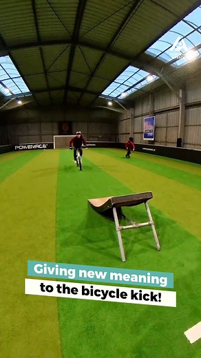 Who cares whether we call it soccer or football... this header is awesome! #soccer #football #goal | People Are Awesome