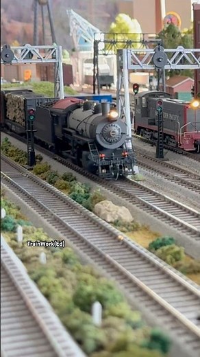 Steaming Along - HO Scale Model Trains