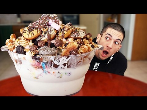WORLD'S LARGEST 35000 CALORIES ICE CREAM SUNDAE | Cemre