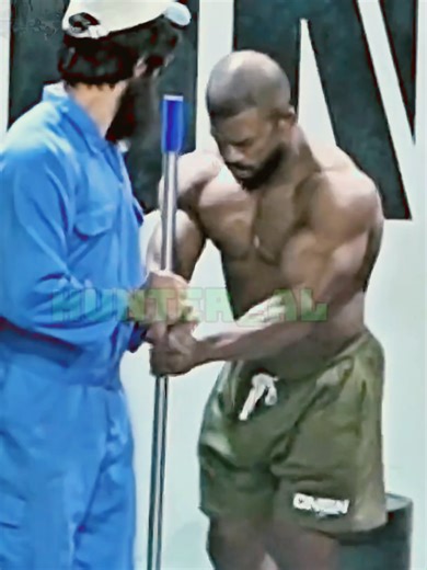 It's my first day, can you show me how to lift this #gym #prank #fitness #workout