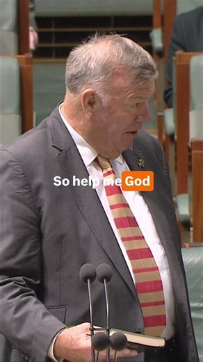Moment new One Nation MP Sworn in to PARLIAMENT