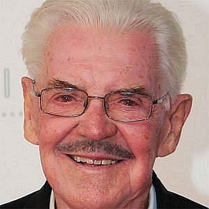 Jack Betts – Age, Bio, Personal Life, Family & Stats | CelebsAges