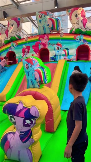 Little pony horse balloon house ride