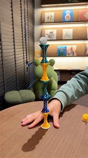 Super fun 3D printed toy! Can you guess how the ball rolls up? #toys #3dprinting #shorts