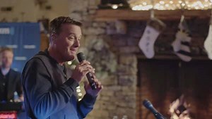 Michael W. Smith invites you into his living room for this uplifting live performance of "Happy Holiday/Holiday Season." ⛄️ | SiriusXM