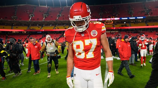 Patrick hace unos comentarios curiosos sobre Travis con la temporada Chiefs al borde del precipicio.