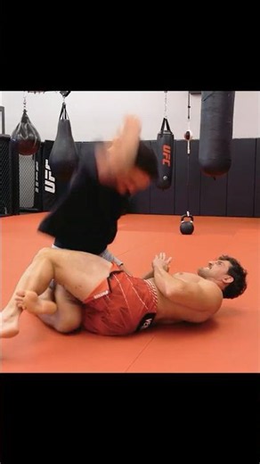Jean Paul Lebosnoyani beat up ‪@HoustonJones‬ #ufcokc