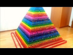 THE WORLD'S LARGEST DOMINO PYRAMID | 20,336 Dominoes