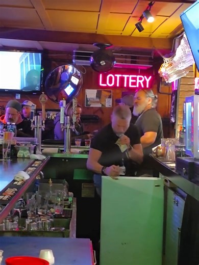 Kurtis across the bar, running drinks, resetting the room… still singing Curse of the Blackened Eye. this is what ownership looks like here. karaoke every night 🎤 overland bar – boise bench #BoiseBench #Boise #DiveBar #BoiseKaraoke #boisebars #divebarenergy