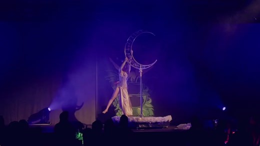 Burlesque-moon-germany