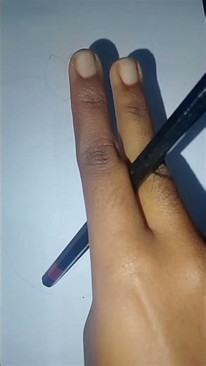 a beautiful photo 🦋 statue 🗿 simple art