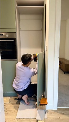 Installing integrated 50/50 hotpoint fridge freezer #diy #kitchenappliances #homedesign