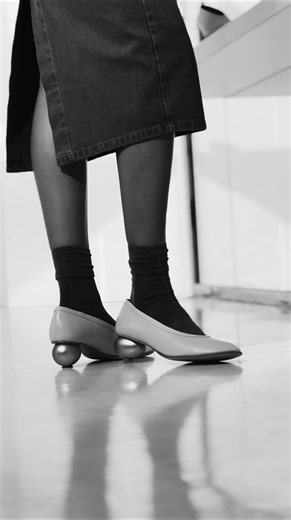 With the right settings… yes → • Resolution & Frame: 4K at 24fps • HDR: OFF • Turn on Enhanced Stabilization • Lock White Balance Doesn’t hurt that @graymattersnyc looks good anywhere! ✨ Models: @tutitimes4 @abigailwelch03 #SocialMediaTips #CameraSettings #iPhoneCamera | MeBrand Co.