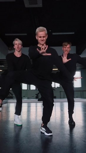 Fendi🔥🧸 inst: maks.nemcev