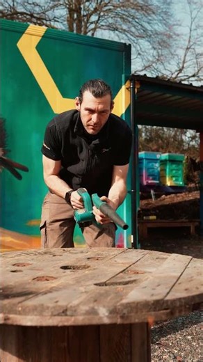 Scraping and Scorching A Beehive Super Box