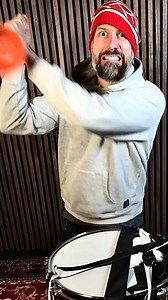 😱🫣😂i did have fun with this one ! Did I go too far? Alright, so here’s the deal: The algorithm can be a a**, and not always showing my new releases (like my TuningCourse) to all of you reliably. So I’m diving into ads, my way, of course. 😉 Here’s a glimpse aimed at folks who could really benefit from my tuning course. Want more? Let me know! (Pssst... there are some worst ones!) 😄🚀 #AlgorithmStruggles #MyStyleAds“ #tuning #drumtuning #sound #drumsoundmastery #drums | Benny Greb