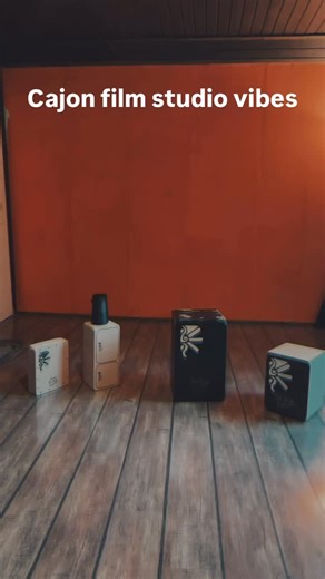 Today I gave my first Cajon class in my new studio. It’s still being set up. It felt beautiful to teach my gorgeous online student ‘Cajon Mamacitas’ in this space… a form of dedication! History is written yet again my friends! #heidijoubert #cajon #cruzcajon #percussion #vibes #drums #singer #congas #songwriter #bongos #cajonbox | Heidi Joubert