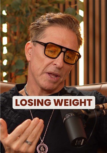 For years, we were told that if you just eat less and work out more, your body will change. As @Dave Asprey explains, he followed that advice to a T-90 minutes in the gym, six days a week, on a strict low-fat, mostly vegetarian diet. And after 18 months? He didn't lose a single pound. Meanwhile, his friends ate burgers, he ordered chicken salad with no dressing, worked out more than all of them combined... and stayed stuck. That's when he realized it wasn't a discipline problem. It was bad advic