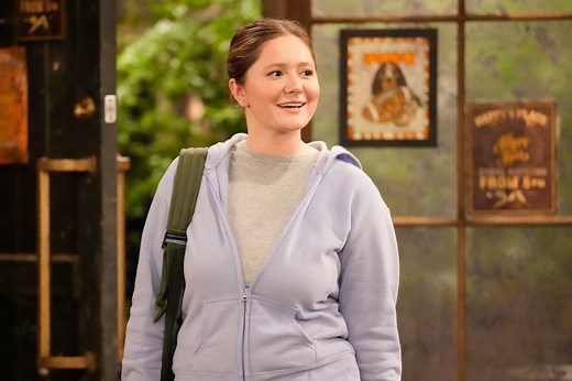 Who Plays Reba’s Daughter, Gracie, on Happy’s Place?