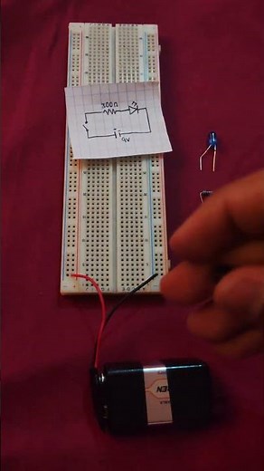 Cómo encender un led con un botón en protoboard #ingenieria #electronica