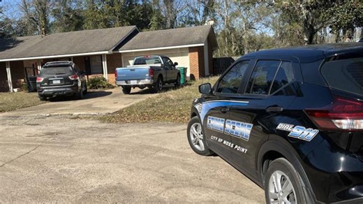Man found dead after shooting in Moss Point neighborhood, police say