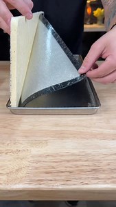 Freeze dried lemon powder is an absolute staple in our house. We peel and blend fresh lemons, freeze dry them, then turn them into a powder. We use it with water, honey, and ginger when we’re sick, in cooking and baking, for quick lemon water, or mixed with sugar and water for lemonade. Easily one of the most underrated things you can make in a freeze dryer. Comment “PRESERVE” for a link to the freeze dryer we use! #freezedrying #freezedried #lemonpowder #freezedriedlemonpowder | Whitepepper Far