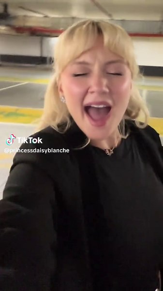 When the empty car park acoustics are giving REVERB💚✨ @Wicked: For Good @Universal Pictures UK #wicked #wickedmovie #elphaba #defyinggravity #wickedforgood