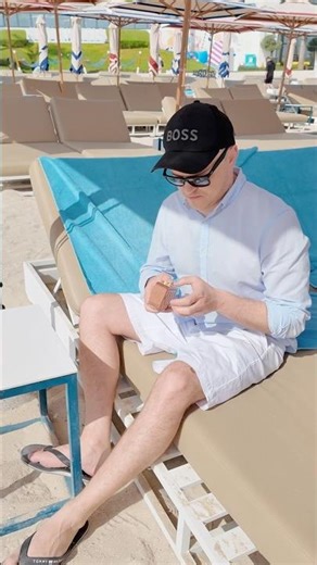 Chess player on vacation