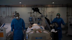 Trump says he’s considering coronavirus hazard pay for health care workers