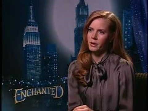 AMY ADAMS, PRINCESS GISELLE FROM "ENCHANTED," INTERVIEW