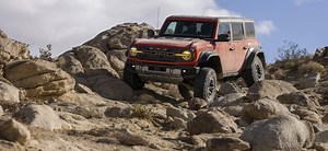 2022 Ford Bronco Raptor vs. the regular Bronco: Spec by spec comparison