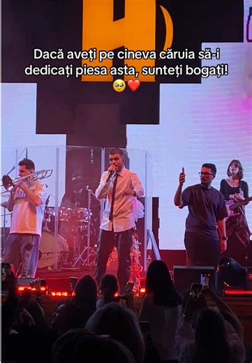 Bucuria prieteniei la concertul lui Andrei Banuta