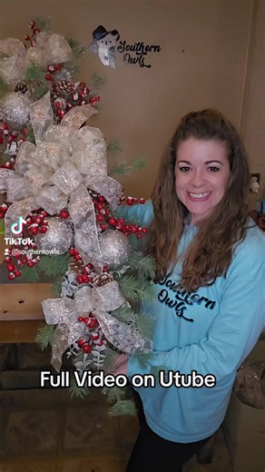 1.4K views · 46 reactions | Go check out the full tutorial on YouTube #wreathmaker #Youtube #decorations #diy #howto #tutorial | Southern Owls | Facebook