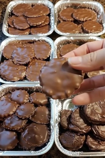 24K views · 34 reactions | "I've now been making these for 30 years. My mom made them for 20 years before me. They are the BEST. There hasn't been a single person in all my years baking that hasn't loved them." FULL RECIPE  | Tasty Table Time | Facebook