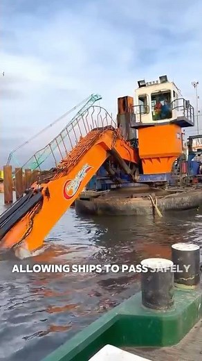 What Is Dredging And What Is It Used For? 🚢