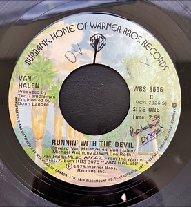 Van Halen - Runnin' With The Devil / Eruption