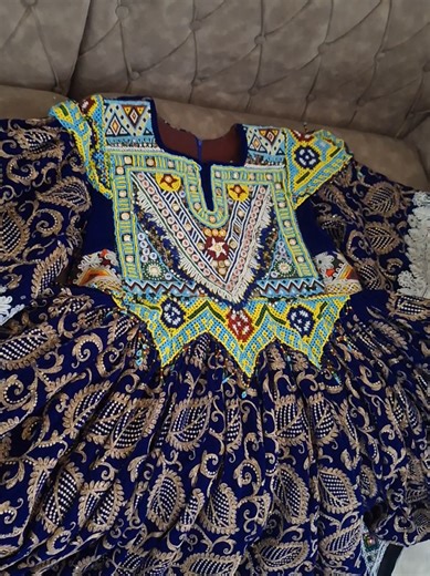 لباسهای افغانی با بهترین کیفیت را از ما خریداری کنید . . . . #تاجیک_هزاره_ازبک_پشتون_ترکمن #foryou #handmadedress #Laily_brand_mall #fashiontiktok