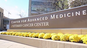 The Siteman Cancer Center offers those being treated for brain and spinal tumors access to the best surgical technologies and techniques. These approaches give patients access to personalized care that is safe and as low risk as possible. The world-class team of Washington University neurosurgeons are part of the multidisciplinary team at Siteman that give those being treated for brain and spinal tumors access to some of the best care in the country. | Siteman Cancer Center