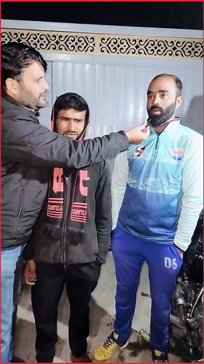 #kashmiriyat_zindabad #ScamAlert Contact Mr Parvaaz Ahmed 7006261846 | Live Kashmir youth power