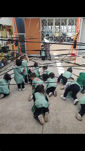 Juego de la Telaraña en Educación Física Preescolar