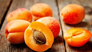 Tout savoir sur l’abricot : saison, variétés, conservation, bienfaits, recettes…